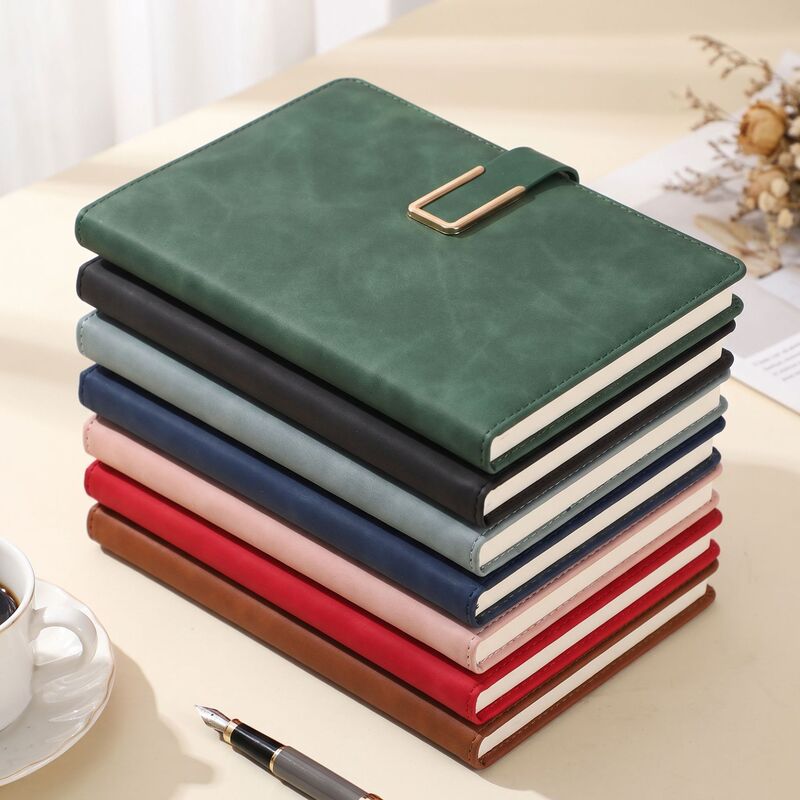 Cross-border notebook gift box set with custom logo, thickened U-shaped buckle notebook, diary, thermos cup, souvenir 3 Cross-border notebook gift box set with custom logo, thickened U-shaped buckle notebook, diary, thermos cup, souvenir 3