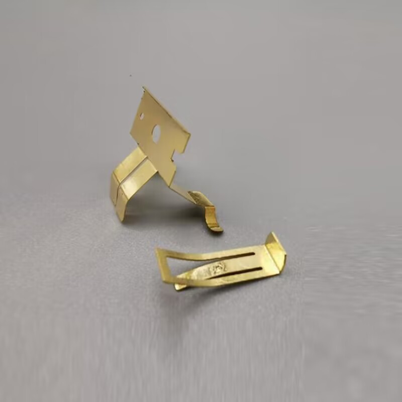 导电片触点五金冲压件加工不锈钢钣金件弹簧片铁片量大可免模具费