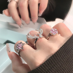 聖誕限定粉鑽雪花戒指高級感輕奢小眾ins閃鑽小鹿角極簡開口指環