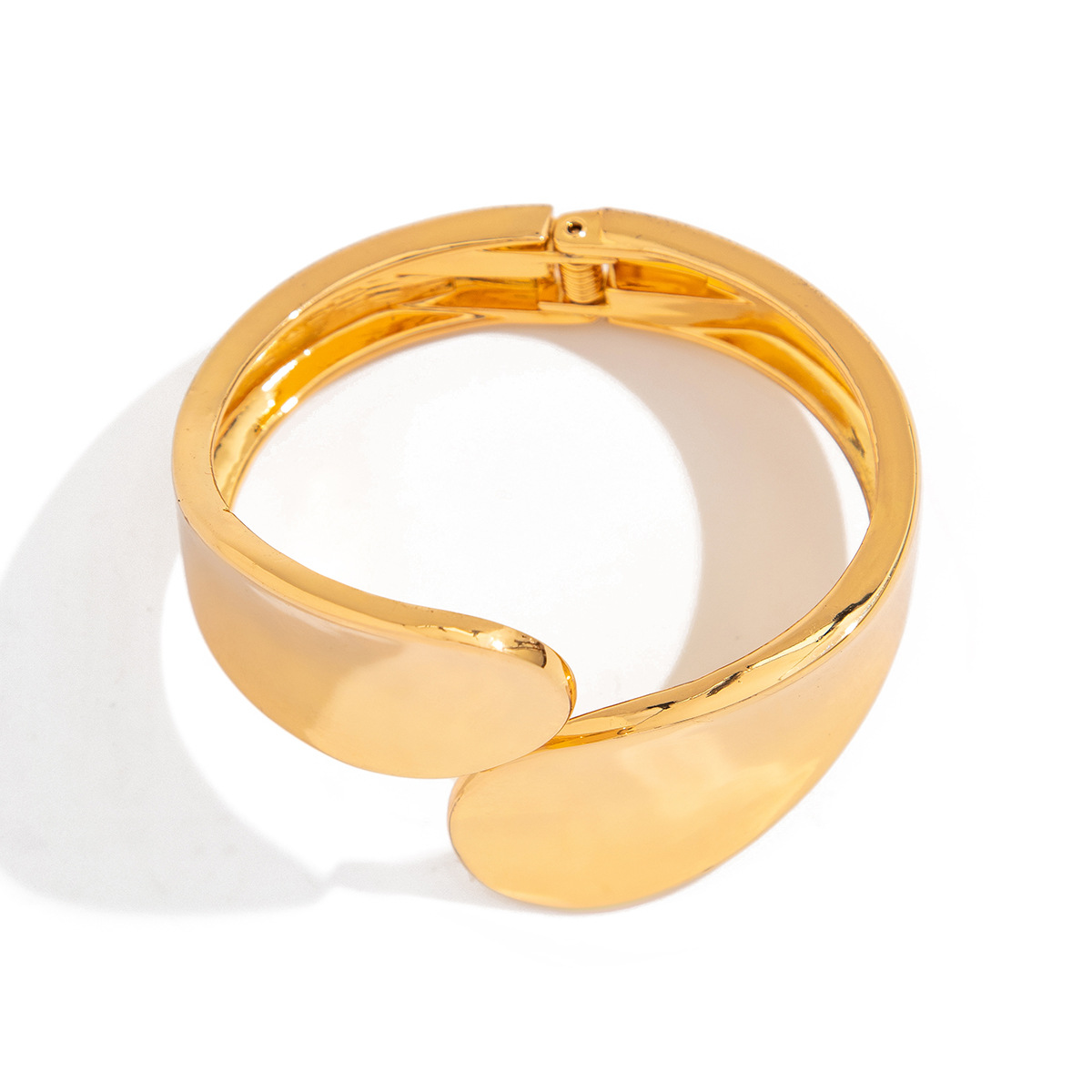 Retro Punk Solid Color Alloy Bangles Wholesale display picture 9