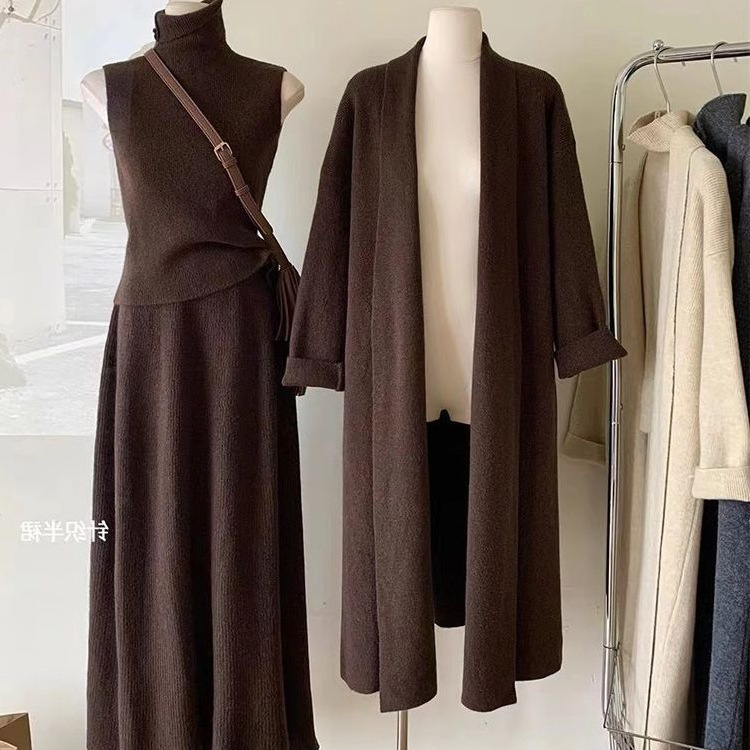 Gentle Style, Lazy and Slimming Look Knitted Three-Piece Set 2025 New Autum Loose Sweater Cardigan Skirt Fashion Suit Gentle Style, Lazy and Slimming Look Knitted Three-Piece Set 2025 New Autum Loose Sweater Cardigan Skirt Fashion Suit