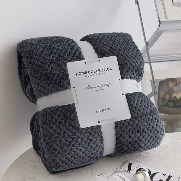 Pineapple grid black gray