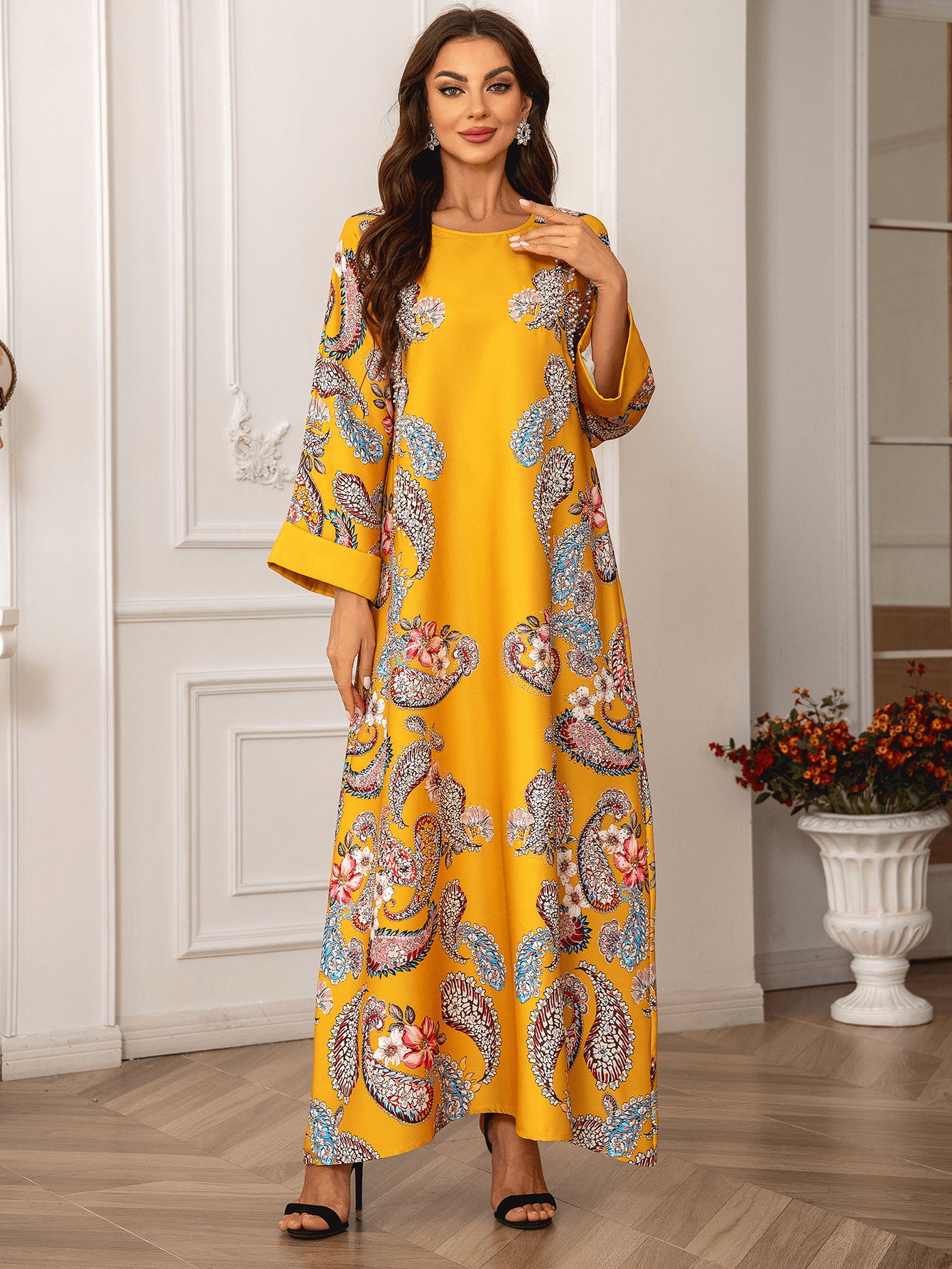 2405 Middle Eastern European Cross-border Muslim Women's Long-sleeved Floral Dress With Beading Rhinestones, Elegant And_ecoleips.com