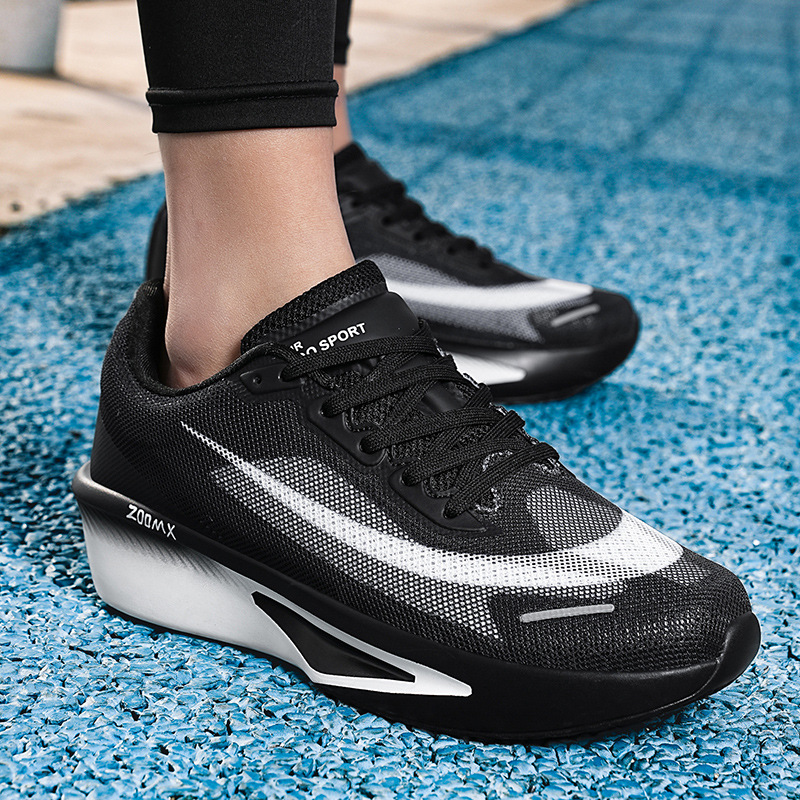Zapatos de maratón transfronterizos grandes para hombres y mujeres zapatos deportivos de verano para parejas zapatos deportivos de entrenamiento de salto de longitud