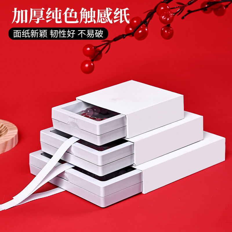 Anti-Oxidation Wind Display Suspended Bracelet Suspended Gift Box Bracelet Pe Box Chinese Film Transparent Jewelry Necklace Bracelet