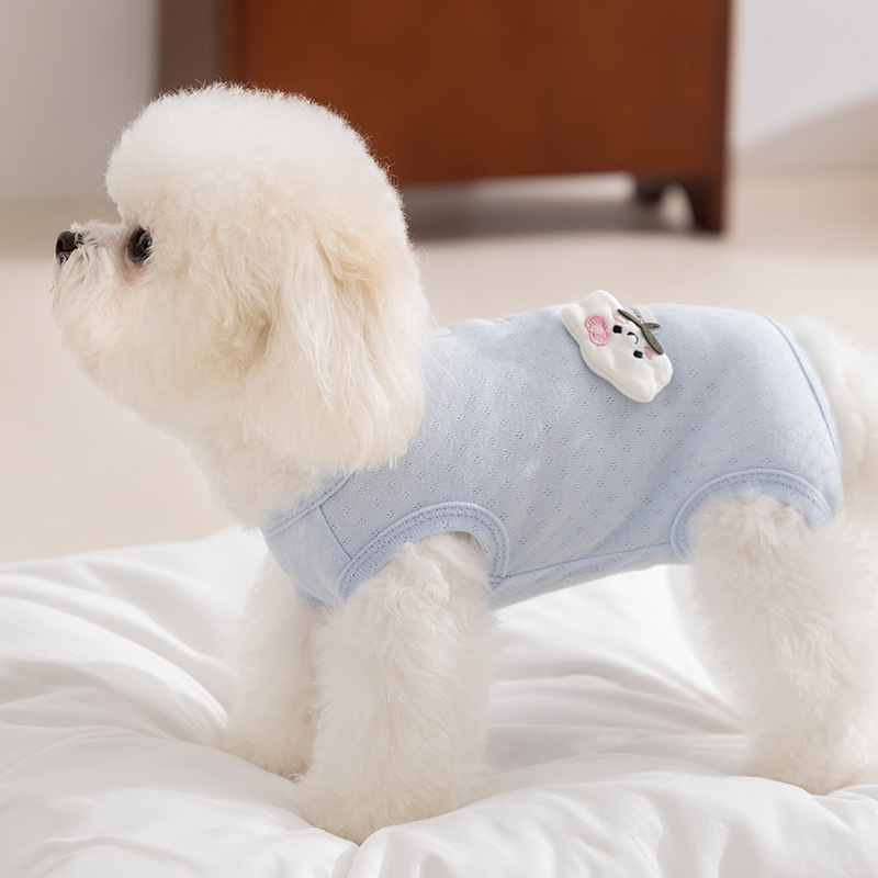 Bolso para perros de primavera y verano, traje de esterilización de nubes de ensueño dulce de cuatro patas, traje de aire acondicionado para gatos, ropa de peluche para mascotas