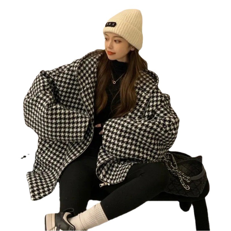 Chaqueta de béisbol con capucha estilo casual con estampado de pata de gallo para mujer, estilo holgado y adelgazante, tendencia de principios de otoño 2024