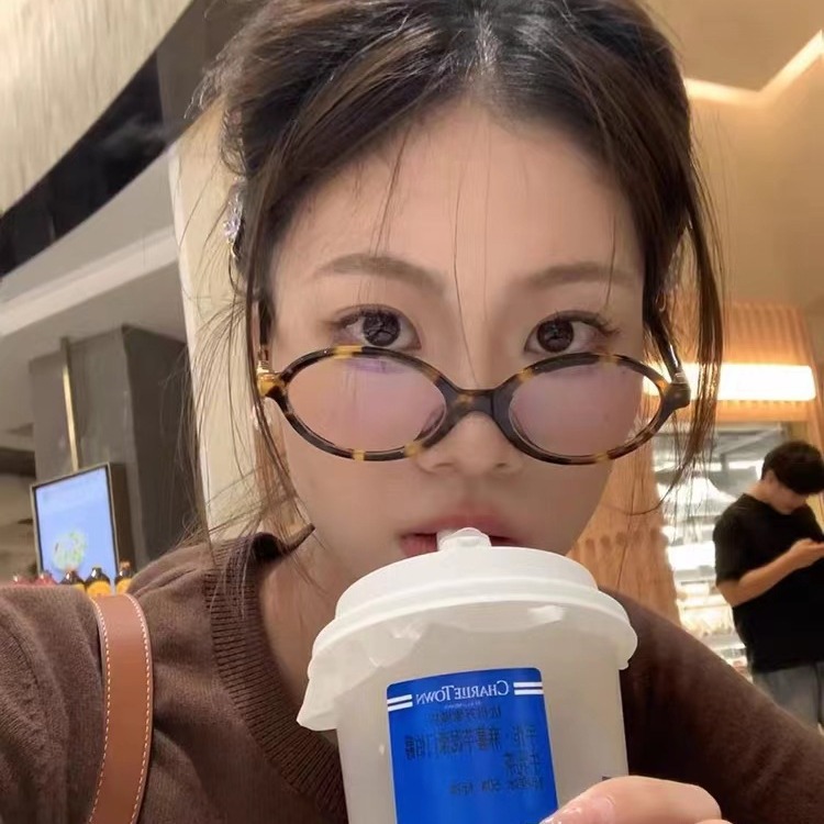 Espejos para leer Zhang Yuanying, el mismo estilo de gafas, nerd, marco pequeño, estampado de leopardo retro, espejo plano de alta definición anti-azul coreano