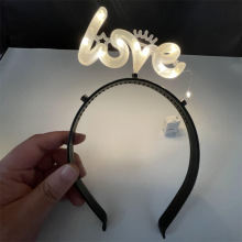 LOVE��ĸ���決�����Y����b�ů�ײʟ������ʹڲ�ɫ�l���^��W��