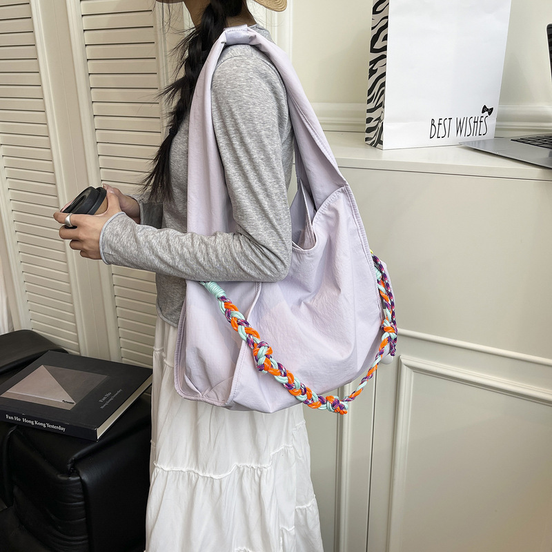 New Trendy Shoulder Bag 2026 Spring Stylish Commuter Crossbody Bag Simple Casual Large Capacity Tote Bag for Women