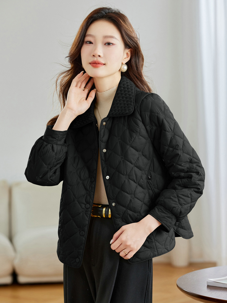 Capa de algodón de mujer otoño y invierno nueva mujer con solapa de diamante corta y ligera chaqueta de moda de algodón W5553