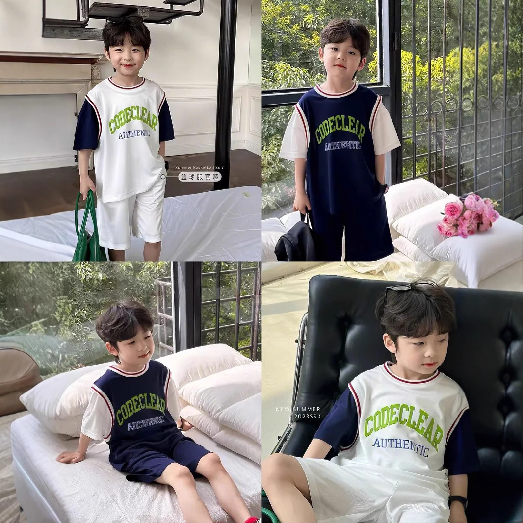 Sports suit for boys