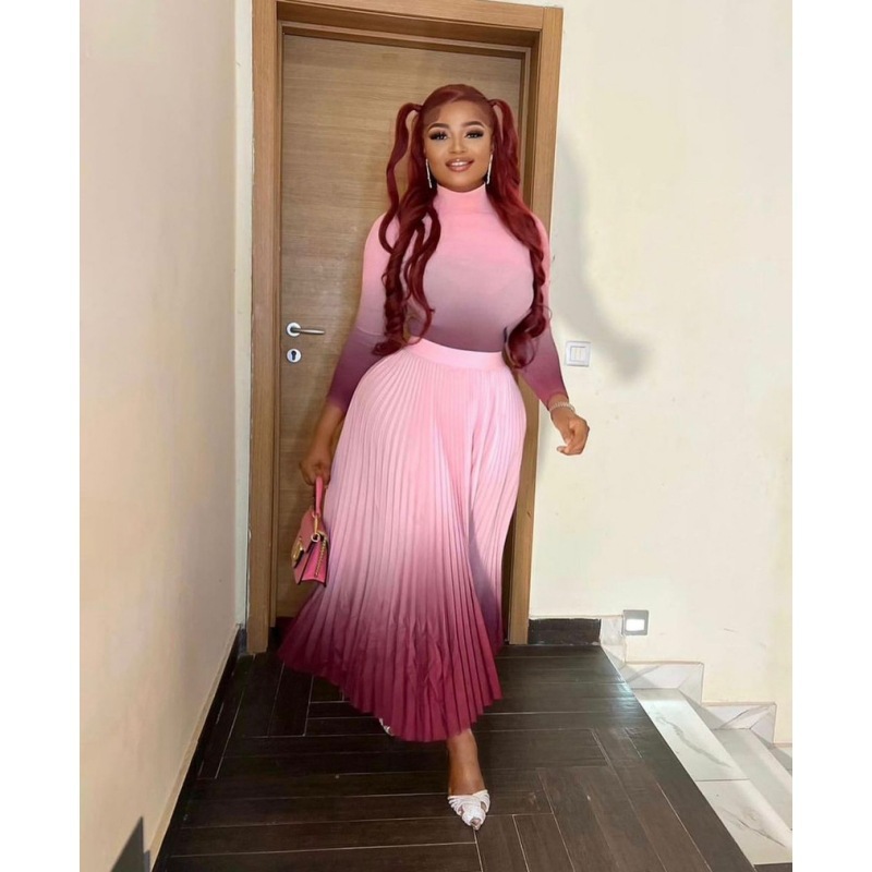 적갈색 플리츠 수트 스커트