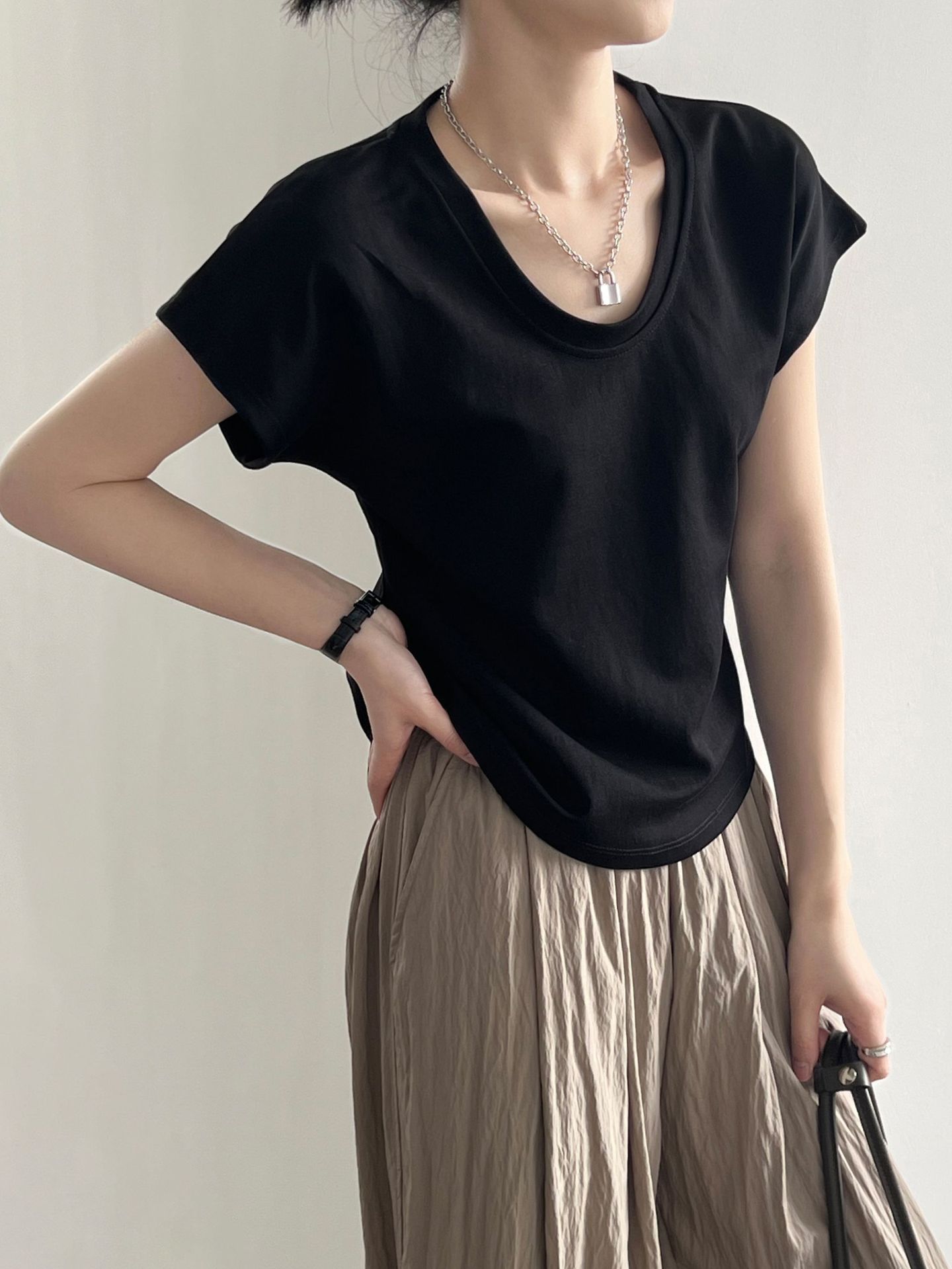 Three Dimensional Simple U Neck Short Sleeved T shirt for Women Summer Slimming Wide Sleeved Top 12 Three Dimensional Simple U Neck Short Sleeved T shirt for Women Summer Slimming Wide Sleeved Top