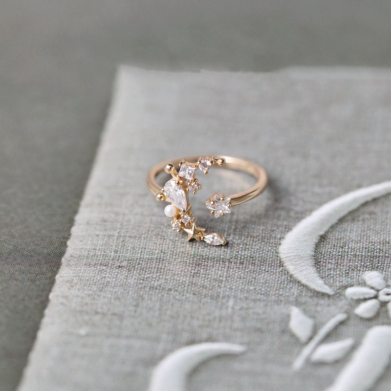 Moon and Sixpenny Japanese style light luxury fairy shaped zirconium diamond star moon ring female fashion all-match Fashion open ring