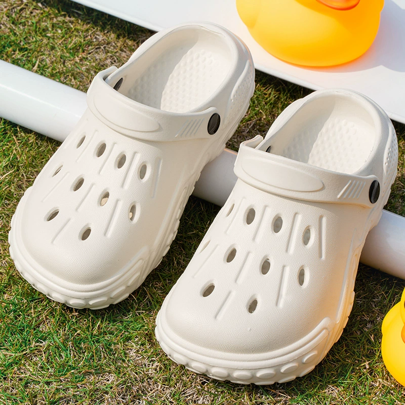 2024 Летние новые детские туфли EVA дырки для мальчиков сандалии для детей на открытом воздухе Baotou пляжные туфли для девочек