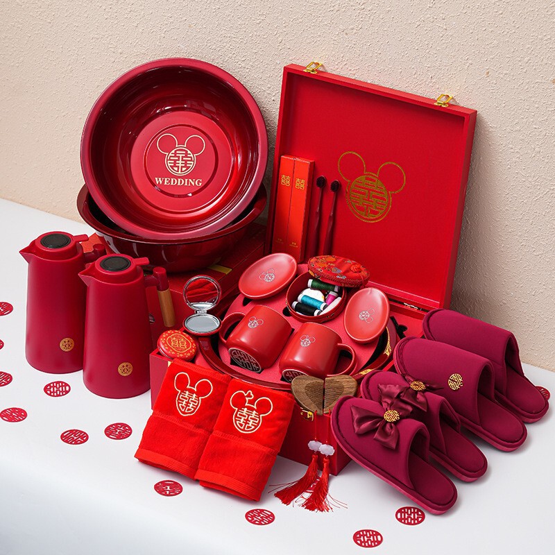 Comprehensive Selection of Wedding Supplies: Bride's Dowry Set, Gift Box, Dowry Suitcase, Practical Wedding Gifts for Newlyweds