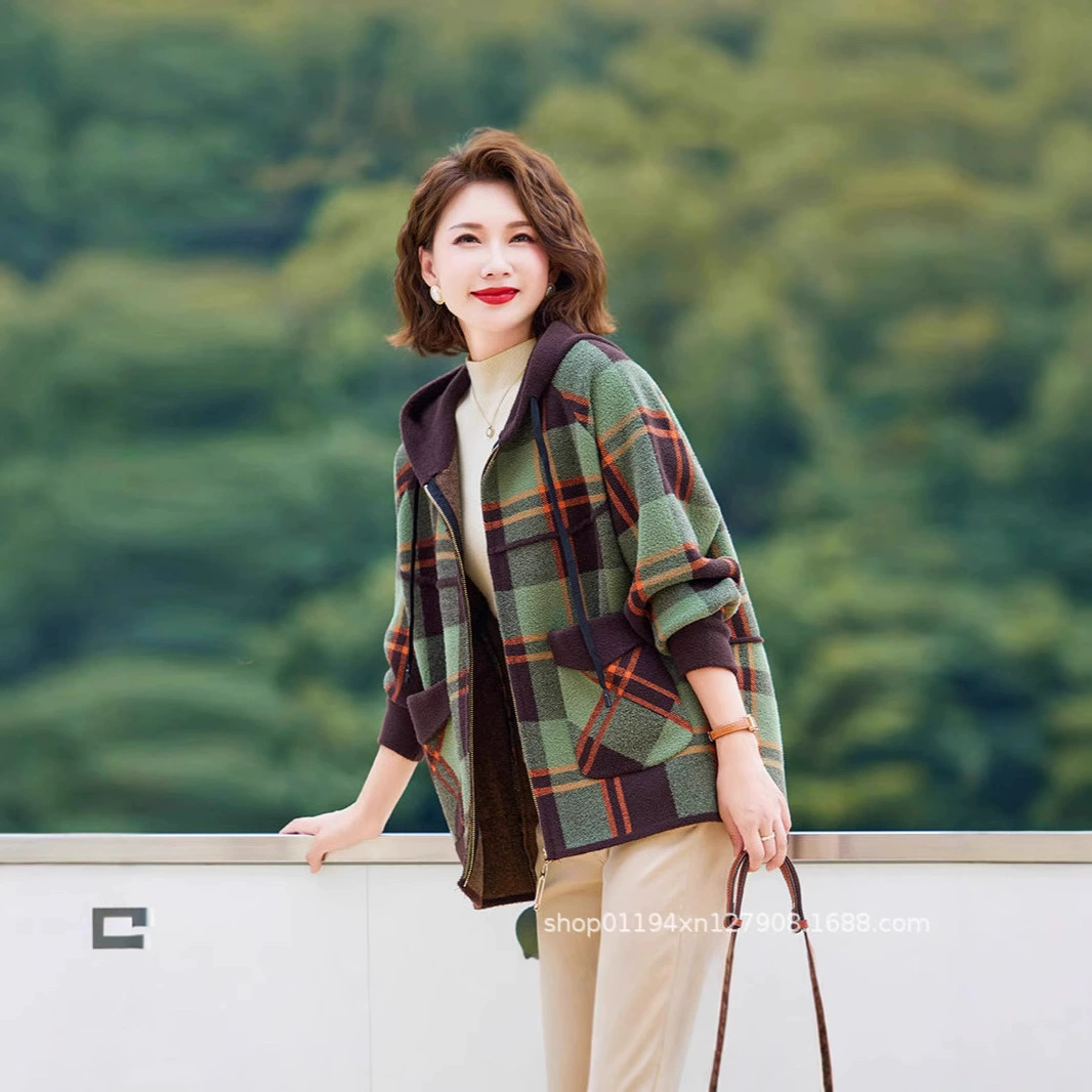 Свободный кардиган, повседневная куртка, модный топ для мам, новая весенне-осенняя шляпа в клетку для женщин среднего и пожилого возраста в возрасте 50 лет.