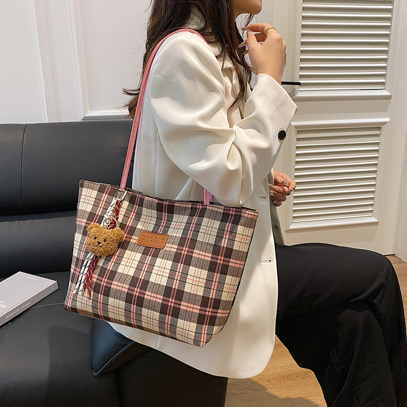 Bolsa de lona para mujeres 2024 nuevo otoño y invierno multifuncional bolsa de hombro casualidad cuadrada bolsa de viaje de clase