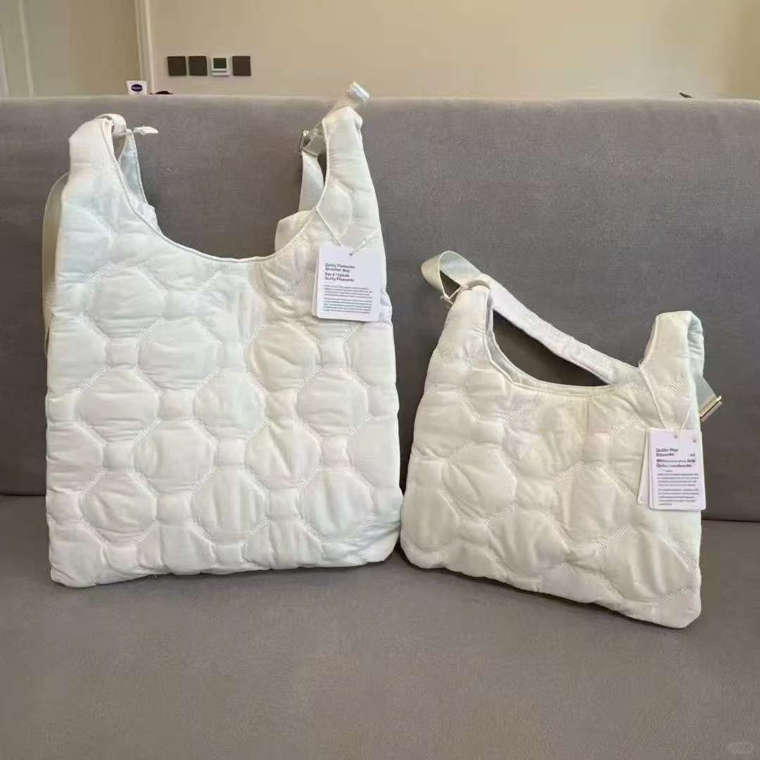 2025 Autumn/Winter Quilted Underarm Bag 5L/14L Women's Shoulder Bag Handheld Crossbody Tote Bag Large Capacity