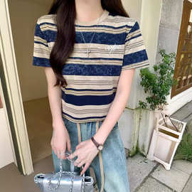 别致复古日系条纹正肩短袖T恤女夏季新款小众设计感显瘦半袖上衣