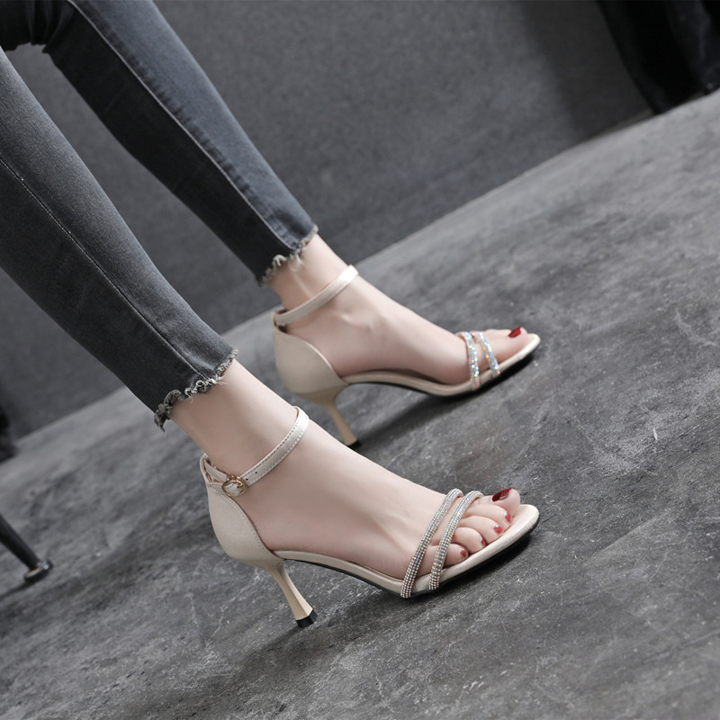 A generation of small size 31 32 33 high heel sexy sandals summer new size 41 42 43 plus fat