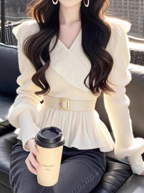 软糯慵懒风白色针织毛衣女士外穿秋冬季独特超好看显瘦内搭上衣|undefined
