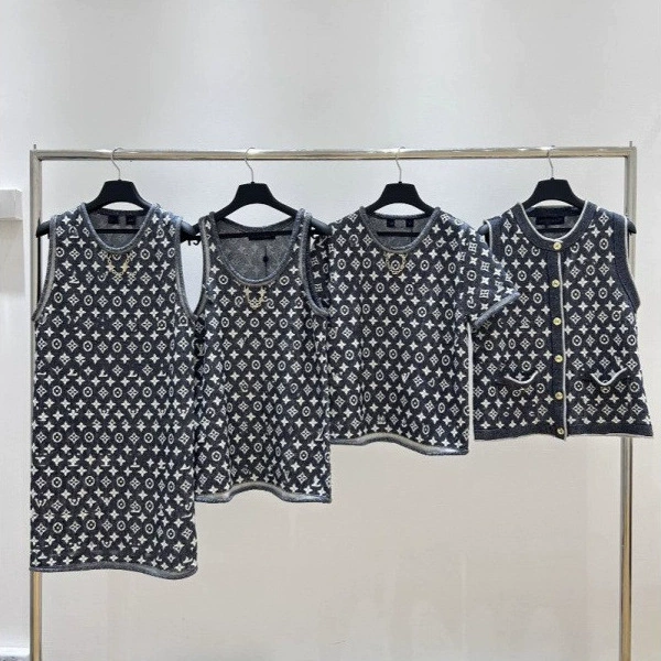 Classic High Version Jacquard Knitwear T-Shirt Vest Spring and Summer L Family Presbyopic Classic Series Pullover Short-Sleeved Knitwear