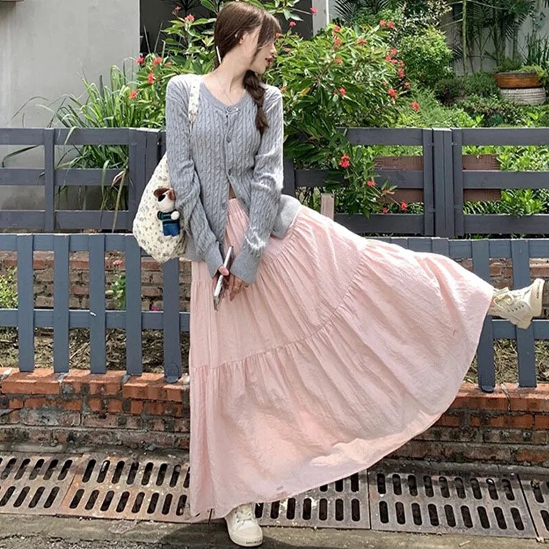 Women's Spring and Summer 2024 New Slimming Look A-Line Long Skirt for Small People with Large Hemline and Long Drape