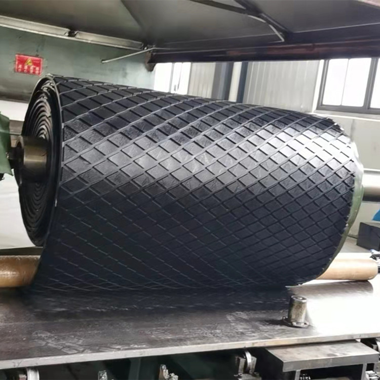 冷硫化菱形胶板 滚筒专用包胶胶板 输送机滚筒包胶 厚度10-20mm