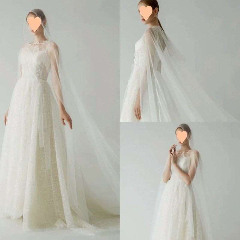 Long thin white cloak with hood for bride, trench coat