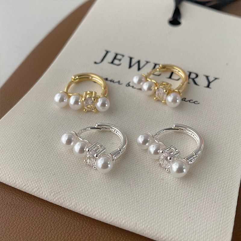 Small design fashionable elegant universal retro earrings from pearl