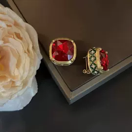 耳钉;首饰套装;项链