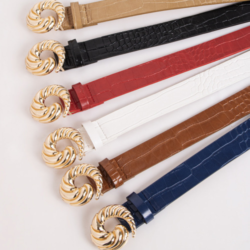 New sea snail texture exquisite crocodile pattern lacquered PU belt for chic women, stylish European and American business women's belt