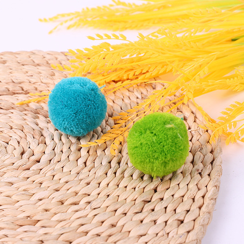 Amazon's new 4cm cashmere funny cat ball solid color fur ball Christmas clothing accessories pet cat toys