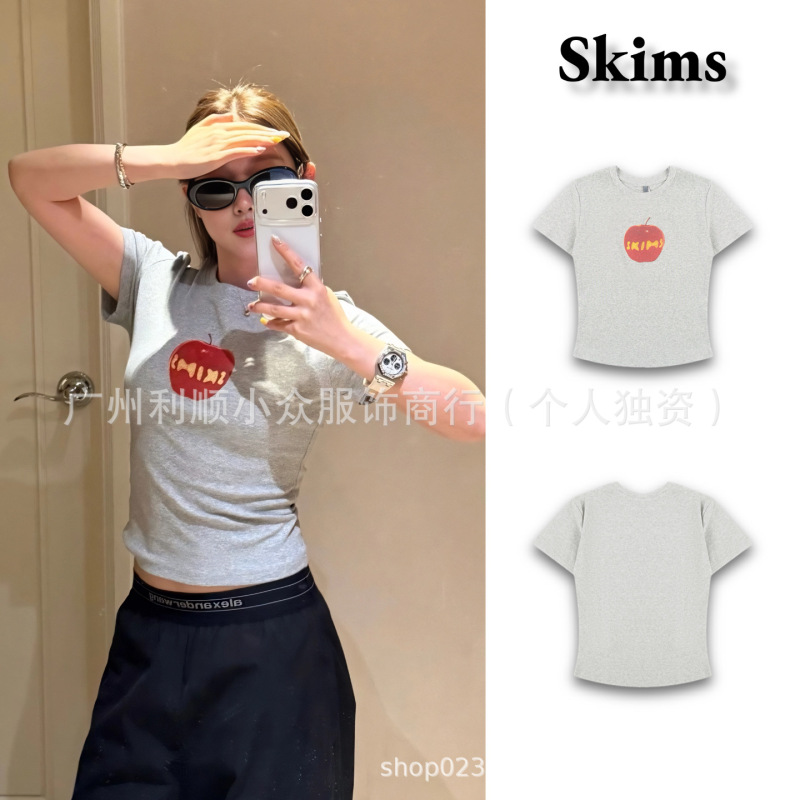 [in Stock] Skims New York Limited Edition Apple Print Slim-Fit Short-Sleeved T-Shirt for Women Summer New Casual Top 26