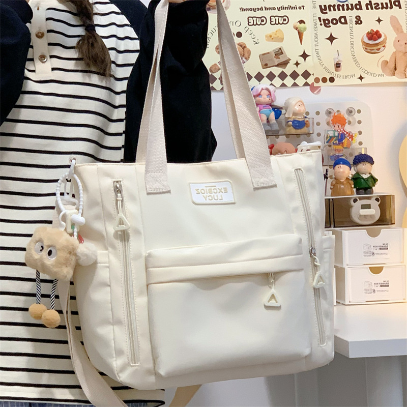 화이트 플러스 펜던트