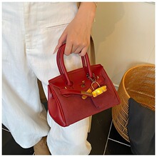 �߼���С���K���P���Ů��2026�¿�W�tͨ�������������б���