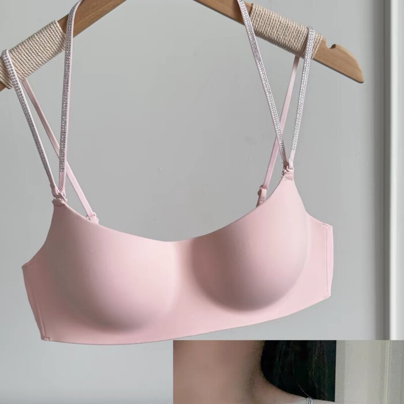 Kanghou~ Creates Its Own Atmosphere~ Fine Sparkling Diamond Shoulder Straps, Halter Neck, Seamless Invisible Bra, Feminine Push-Up Bra