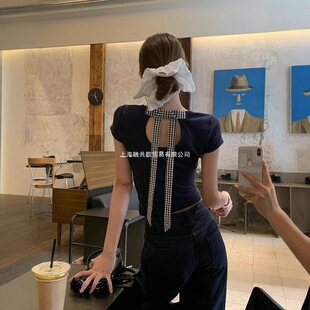 ���{ɫ�����Y�����������t��Ů�ļ��U�����������@�ݶ̿�����Ů
