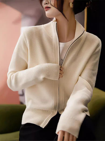 Demi-season cardigan with zipper for leisure