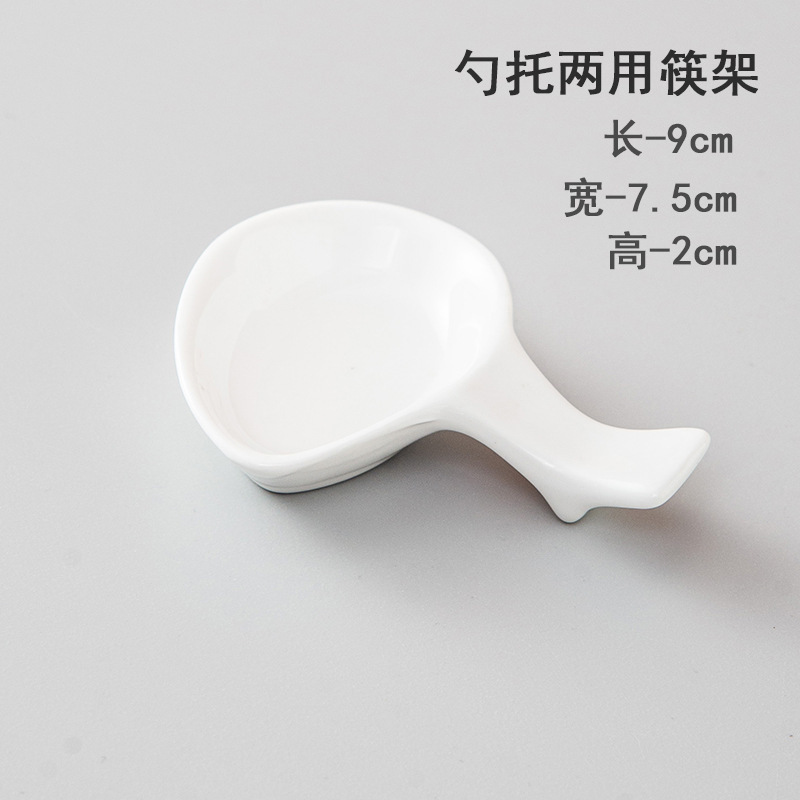 骨磁器の半円の金の辺の箸の棚のスプーンの棚はホテルに置いて箸を置いて箸の棚の箸の敷物の箸のスプーンの棚を置きます。|undefined
