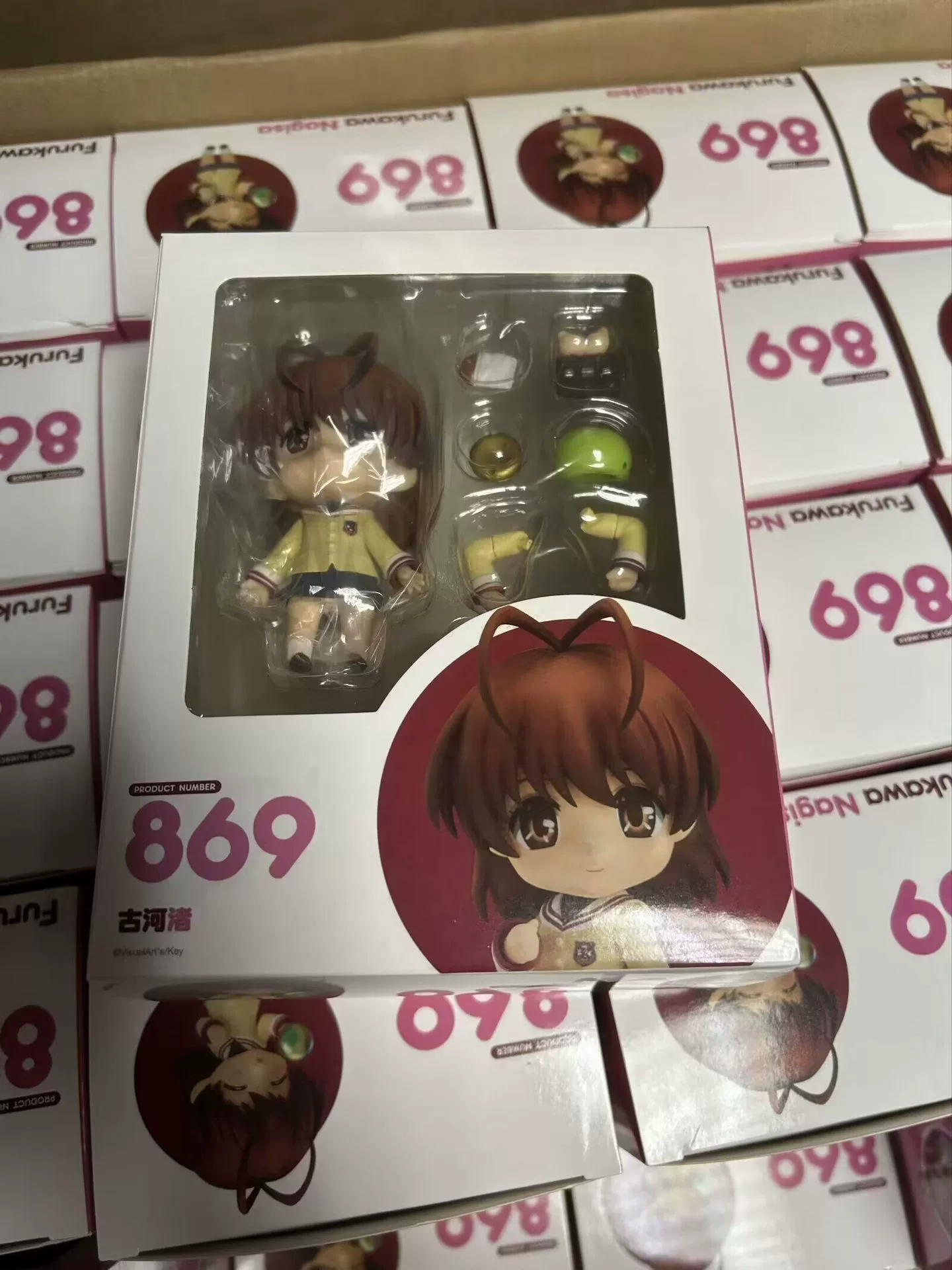 Фигурка в стиле JoJo (Chibi) — ~10 см коллекционная, цветная коробка, дисплей
