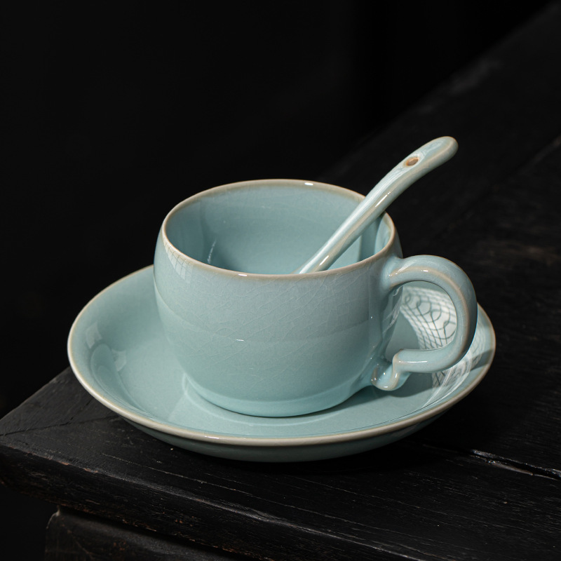 Tazas de café y platos de té de la tarde, horno de viento de cerámica retro, alto valor de la oficina, taza de oficina con cucharas de Ruwao