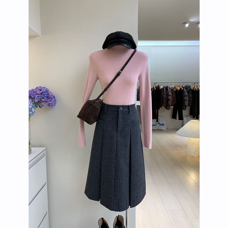 Woolen keep warm knitted sweater, slim fit