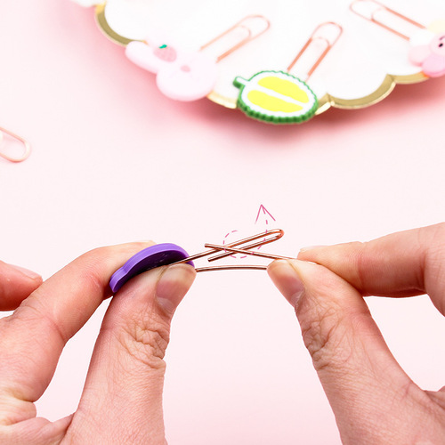 Creative cartoon cute pattern paper clips ins style metal bookmarks student test paper binding finishing pins wholesale