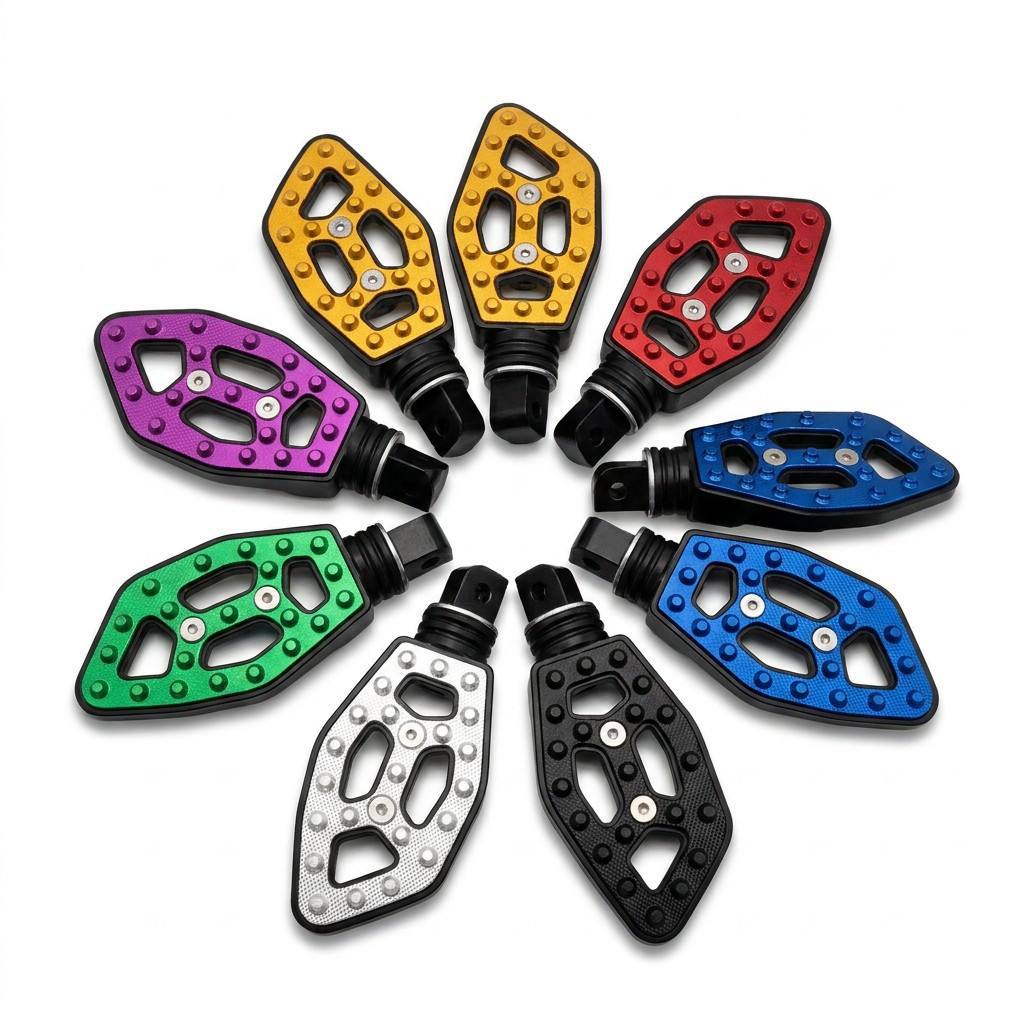 Motorcycle Modification Parts Cnc Aluminum Alloy Hollow-Out Foot Pedals Metal Non-Slip Rear Footrests Universal Wear-Resistant Foot Pedals