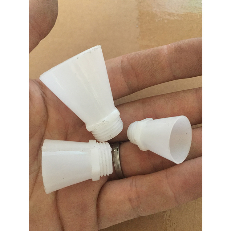 供应灭火器配件 1kg 2kg 3kg 干粉灭火器喷嘴 塑料喇叭嘴厂家批发