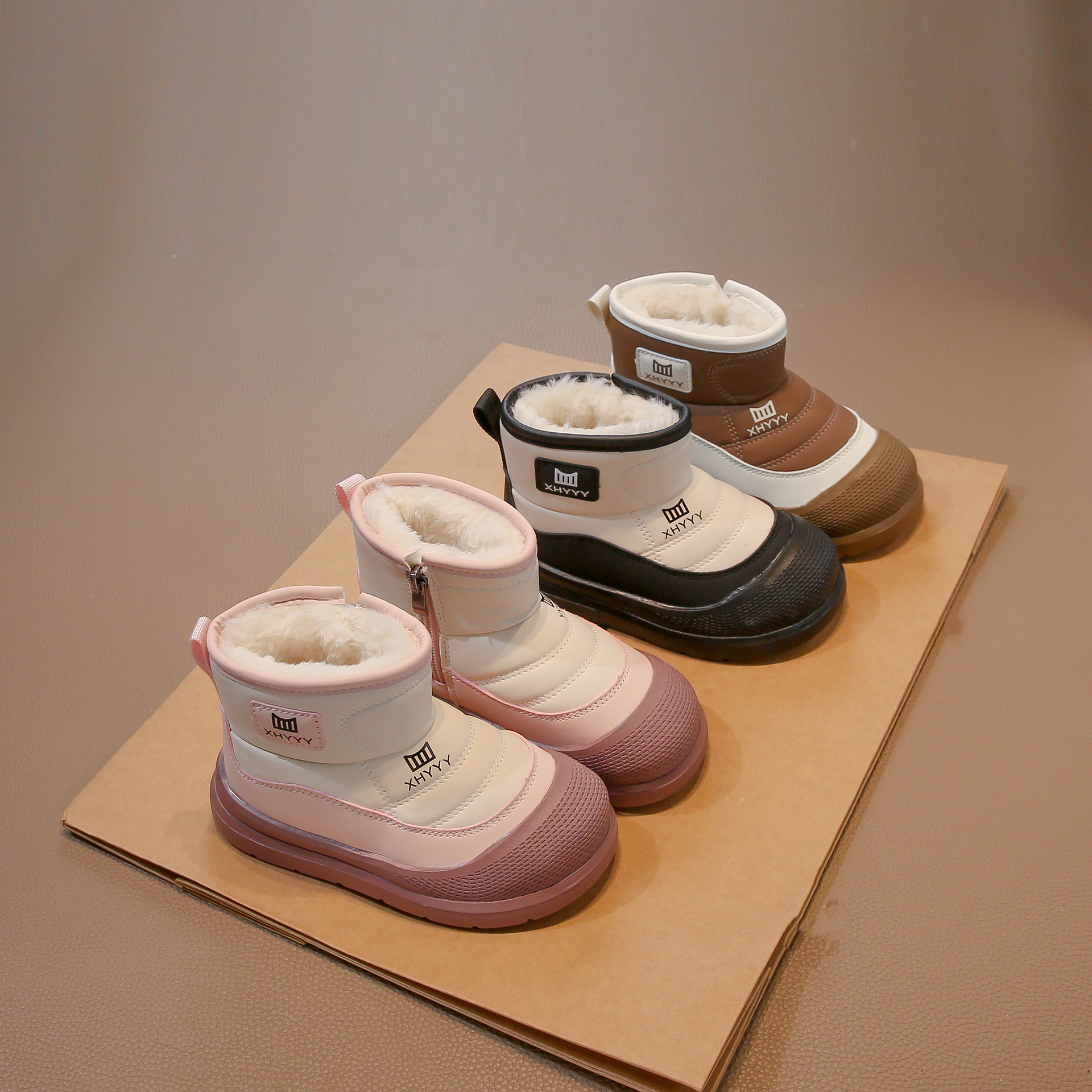 2025冬季新款儿童棉鞋中大童加绒加厚东北短靴男童雪地靴皮毛一体