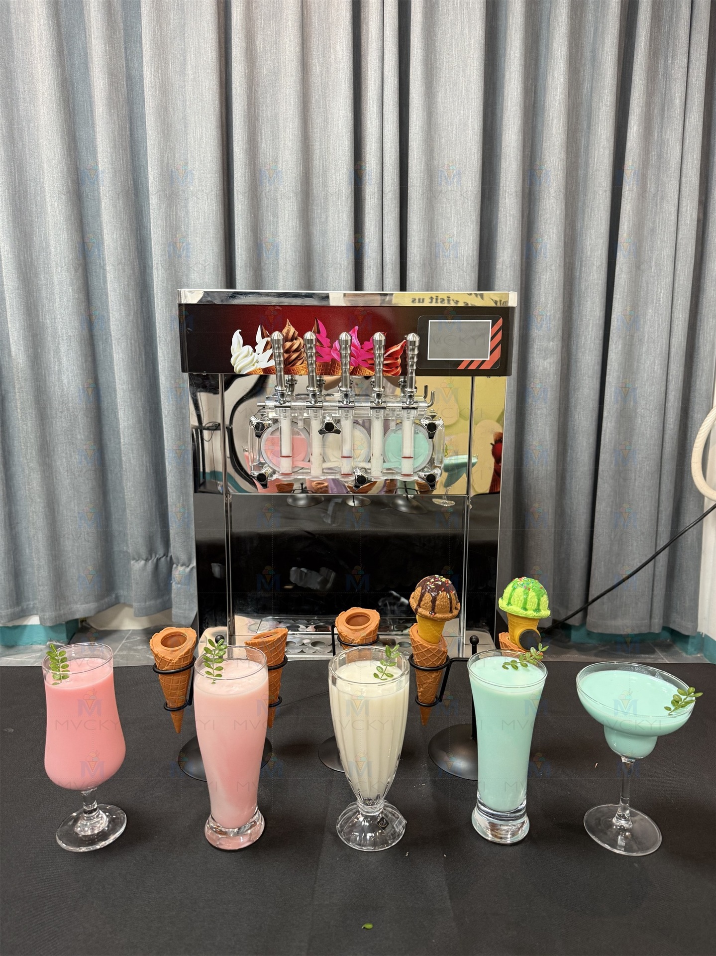 Máquina de helados y bebidas frías con 7 sabores, máquina de helados suaves tipo granizado, popular en atracciones turísticas, oportunidad de negocio ID